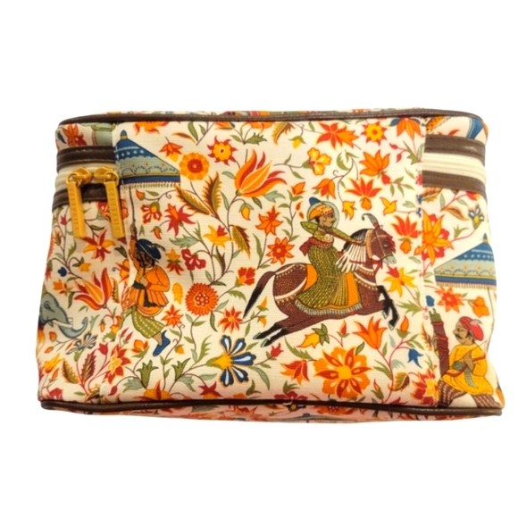 Floral Cosmetic Bag with Multicolor Design - Picture 4 of 5